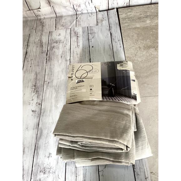 Project 62 99.9% Blackout Curtains Gray Henna Size W 50" in x L 84"in - Picture 1 of 1